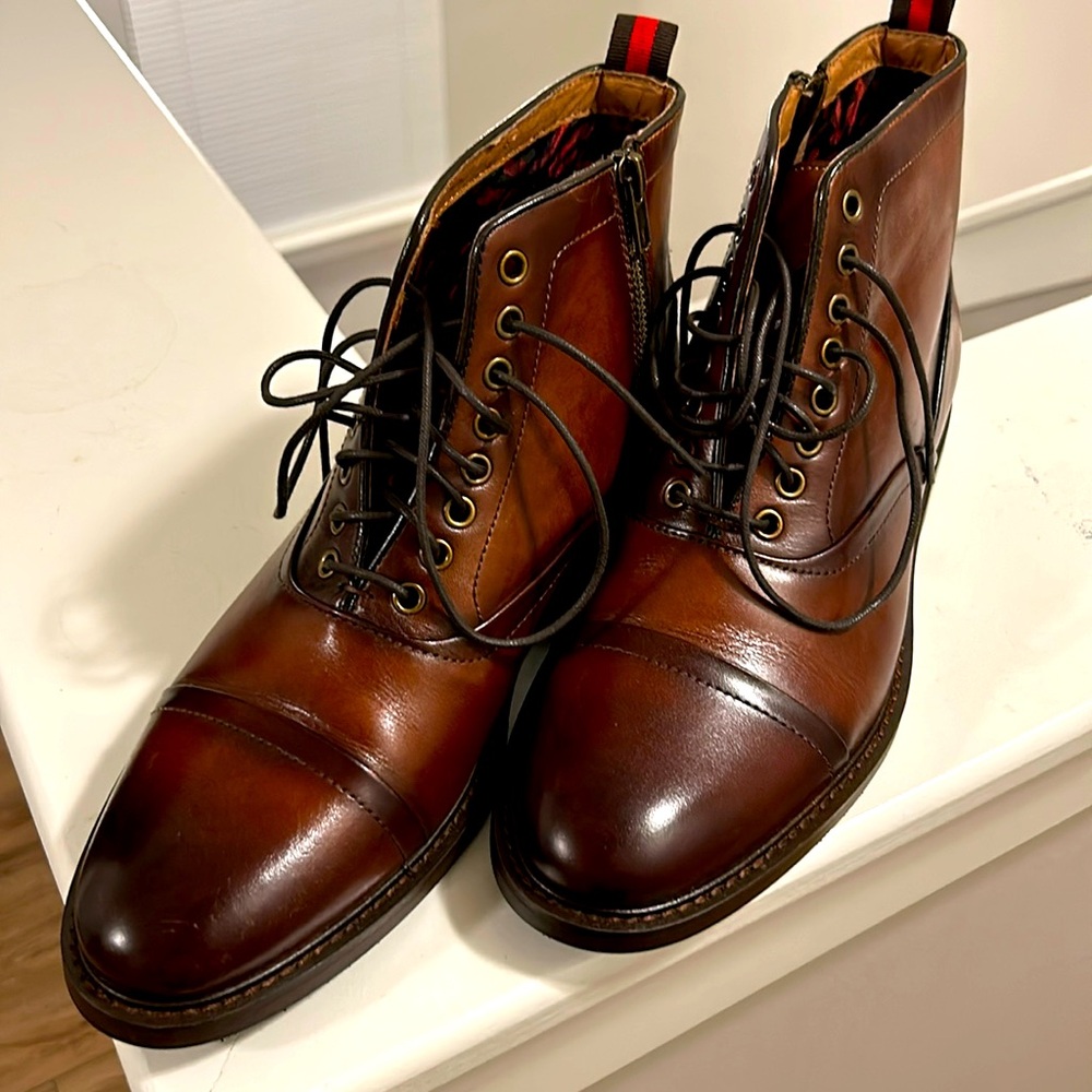 Men’s Brown Boots - Size 9